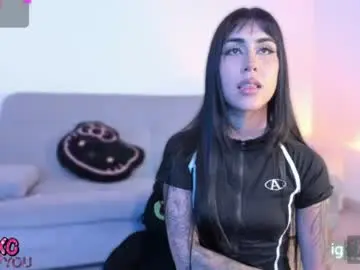 Crizzztal  live sex cam