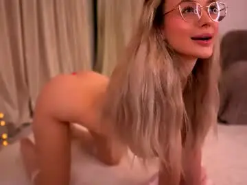 Kyliejoyce  live sex cam
