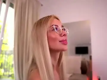 Kyliejoyce  live sex cam