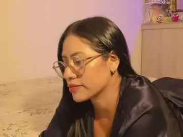 Lisa_t08  live sex cam