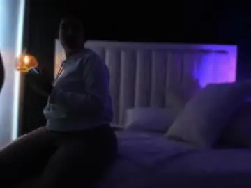 Luciemillerr  live sex cam