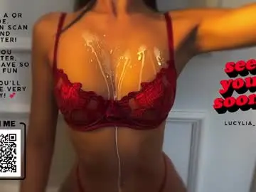 Lucylia_  live sex cam