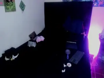 Luna_ray420  live sex cam