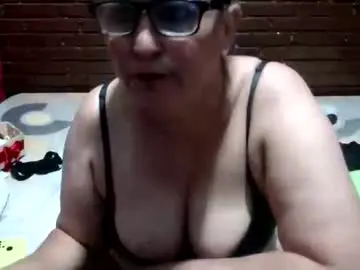Sara_love43  live sex cam