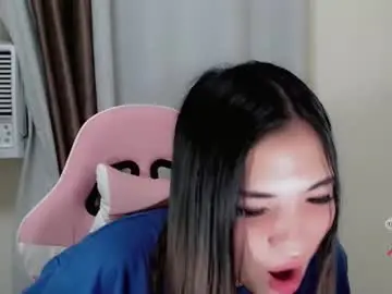 Urcutie_ayah  live sex cam