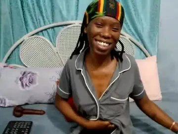 Xxsexytalia28  live sex cam