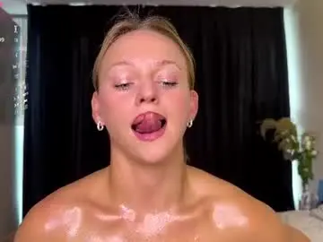 Zellarayne  live sex cam