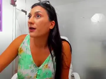 Ayumilove  live sex cam