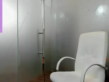 Ayumilove  live sex cam