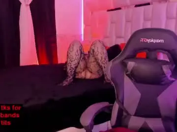 Dirty_foxy69  live sex cam