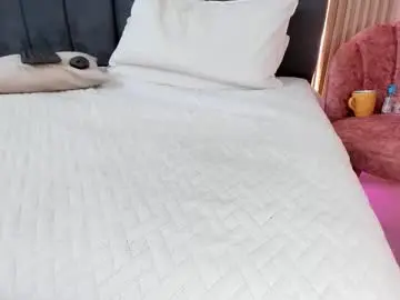 Iriscielo  live sex cam