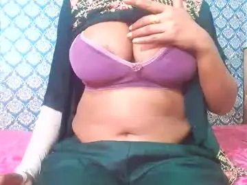 Lovefunnitya  live sex cam