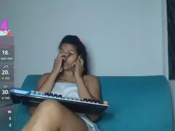 Makennaa_1  live sex cam
