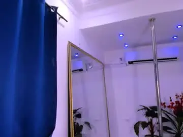 Nahomy_hancook  live sex cam