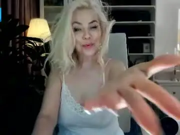Ollalla7  live sex cam