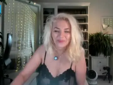 Ollalla7  live sex cam