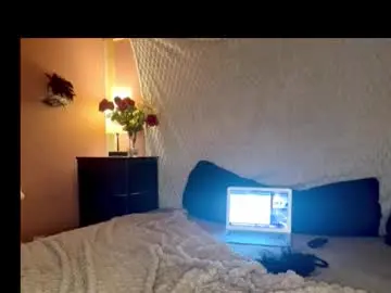 Parissluv369  live sex cam
