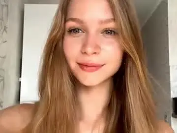 Shemikaneugin  live sex cam