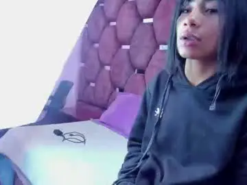 Sofia_rossi_69  live sex cam