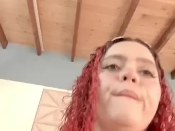 Twwiiggy19  live sex cam