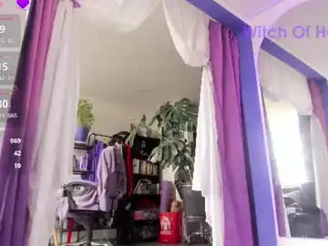 Witchofhearts  live sex cam