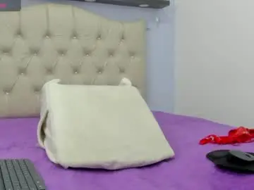 Candy_sex_18_  live sex cam
