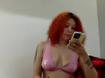 Honeyruby  live sex cam