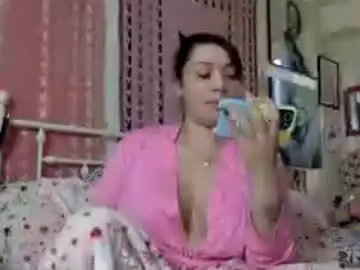 Honeyruby  live sex cam