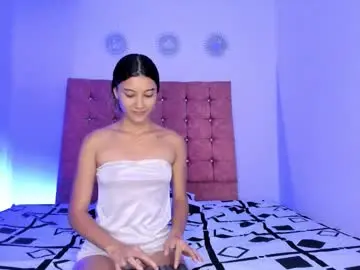 Ivy_rae_xxx  live sex cam