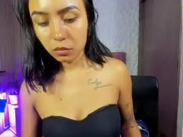 Julieta_fn  live sex cam