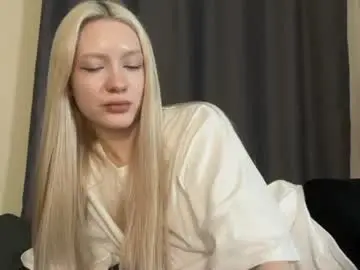 Kvetapin  live sex cam