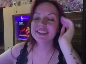 Luna_foxis  live sex cam