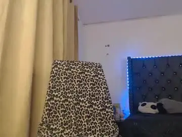 Lunayavhe  live sex cam