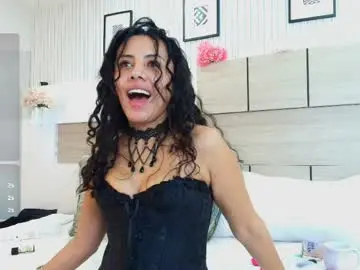 Naoomi_cruz  live sex cam