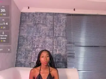 Nathalyleen  live sex cam