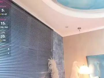 Nathalyleen  live sex cam