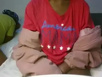 Sassytannia  live sex cam