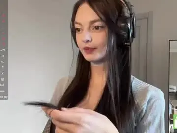 Shaynenazzaro  live sex cam