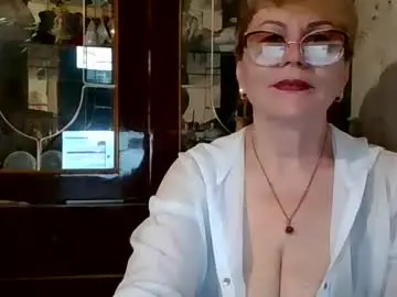 Sophieburnsx  live sex cam
