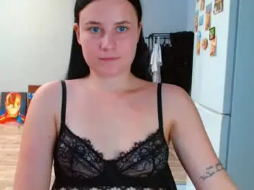 Viki_kelt  live sex cam