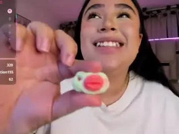 Zoey_thommpson  live sex cam