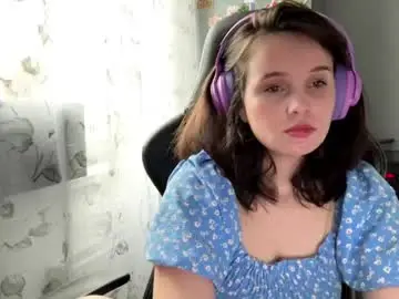Adazenon  live sex cam