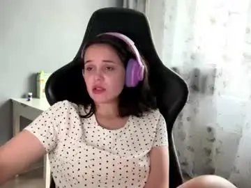 Adazenon  live sex cam