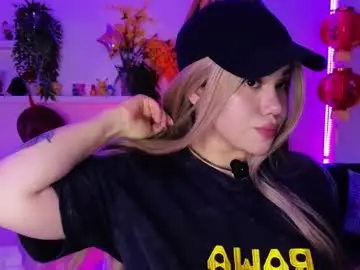 Albaandthayron  live sex cam