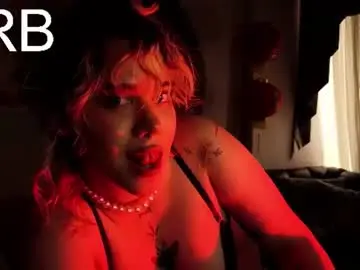 Albaandthayron  live sex cam