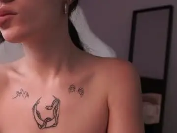 Black_storm69  live sex cam