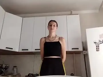 Elainebonge  live sex cam