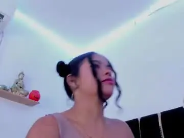 Hellokitty38  live sex cam