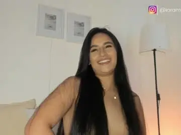 Iara_martinez  live sex cam