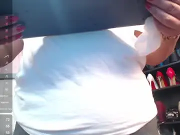 Lia_taylorr1  live sex cam